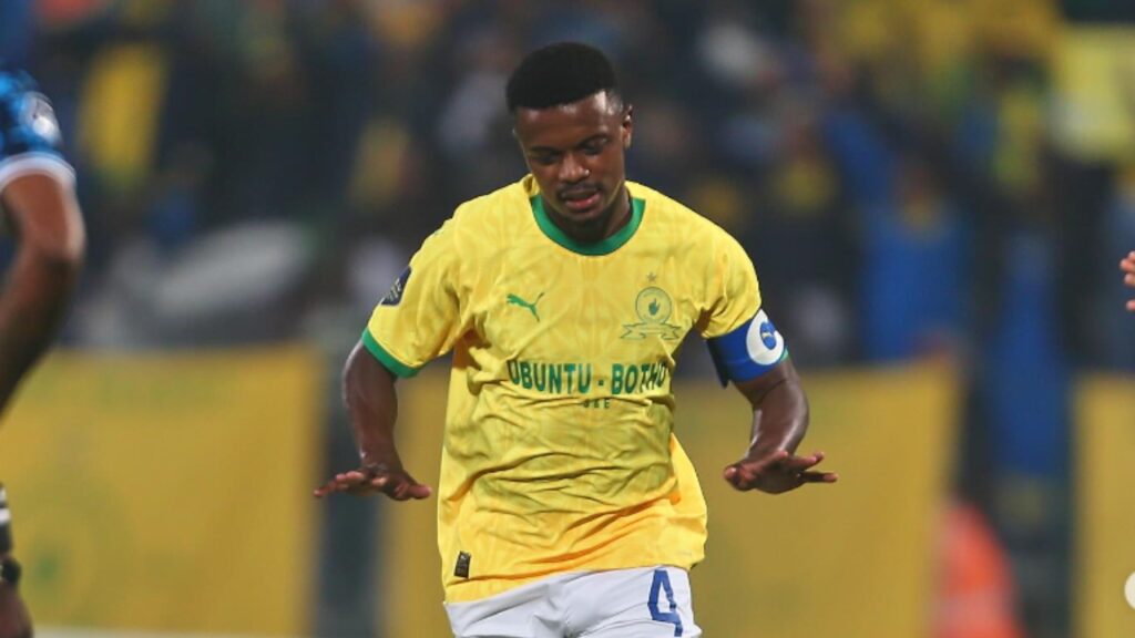Ungqingetshe ezingxoxweni zeDowns noTeboho Mokoena 