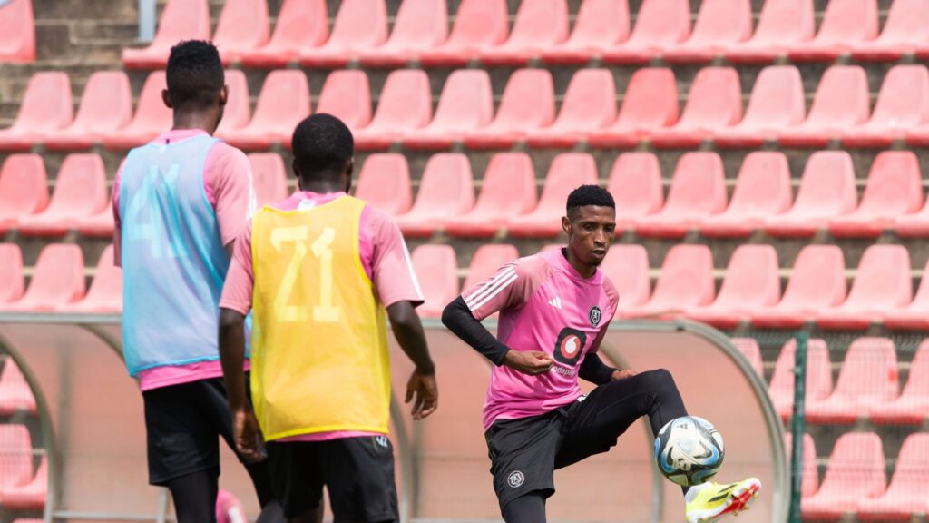 Sizobolekiswa isihlabani se-Pirates esinyiwa yijezi