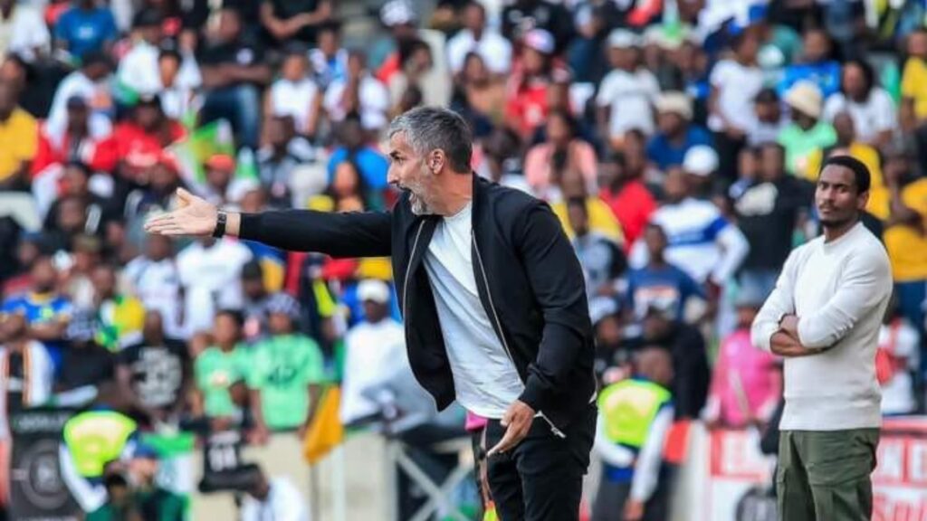 URulani Mokwena ukhihla isililo ngephenathi yePirates 