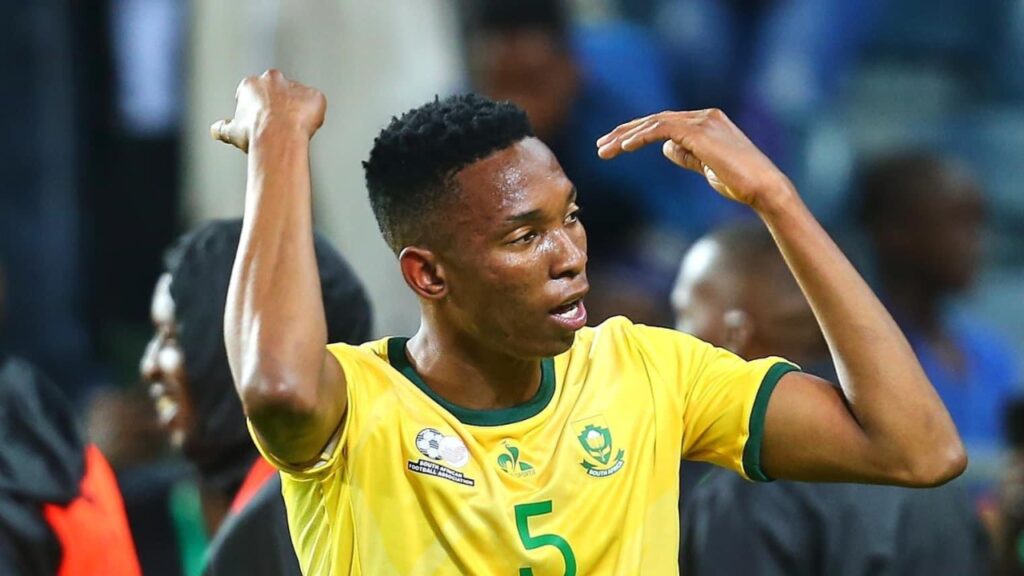 UProf uzishaya isifuba ngoThalente Mbatha