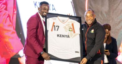 Kubhekwe lukhulu kuBenni McCarthy oqala indima entsha 