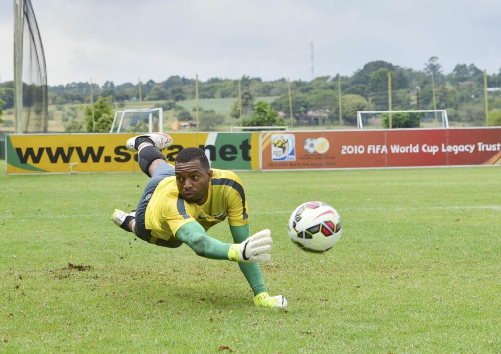 Kuvuka umunyu ku-Itumeleng Khune ngeye-Bafana noMokoena