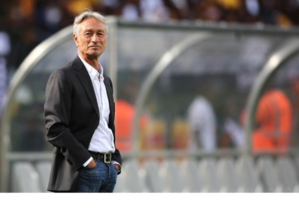U-Ertugral uvume ukudidwa zinduku zimkhalela 