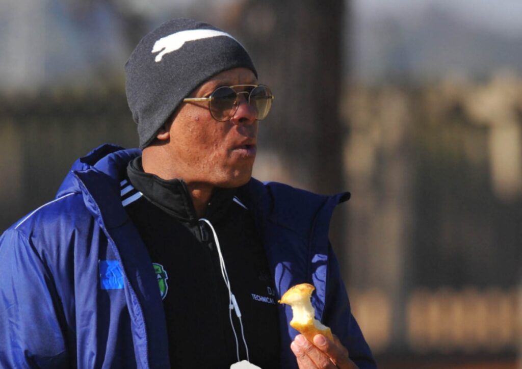 U-Doctor Khumalo weseka uRulani Mokwena ‘okudlalwa ngaye’