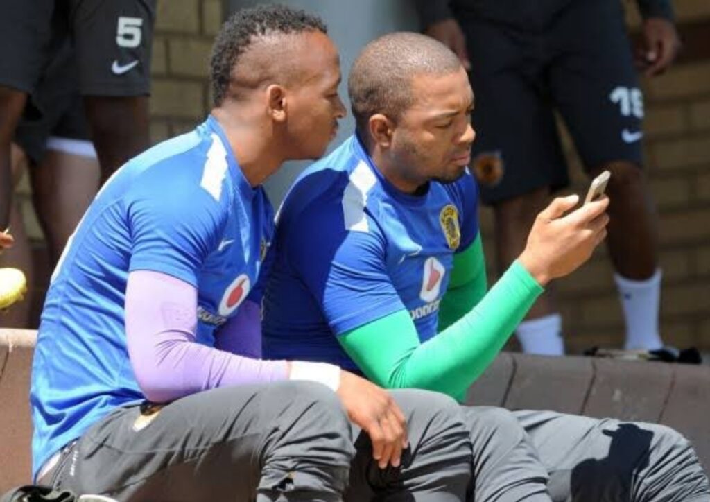 U-Itu Khune ushaqekiswe okushiwo u-Khuzwayo ngaye