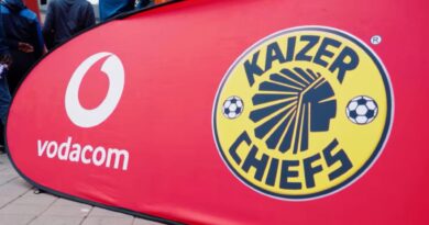 Kuvela abathathu abazokhonjwa indlela kwi-Kaizer Chiefs 