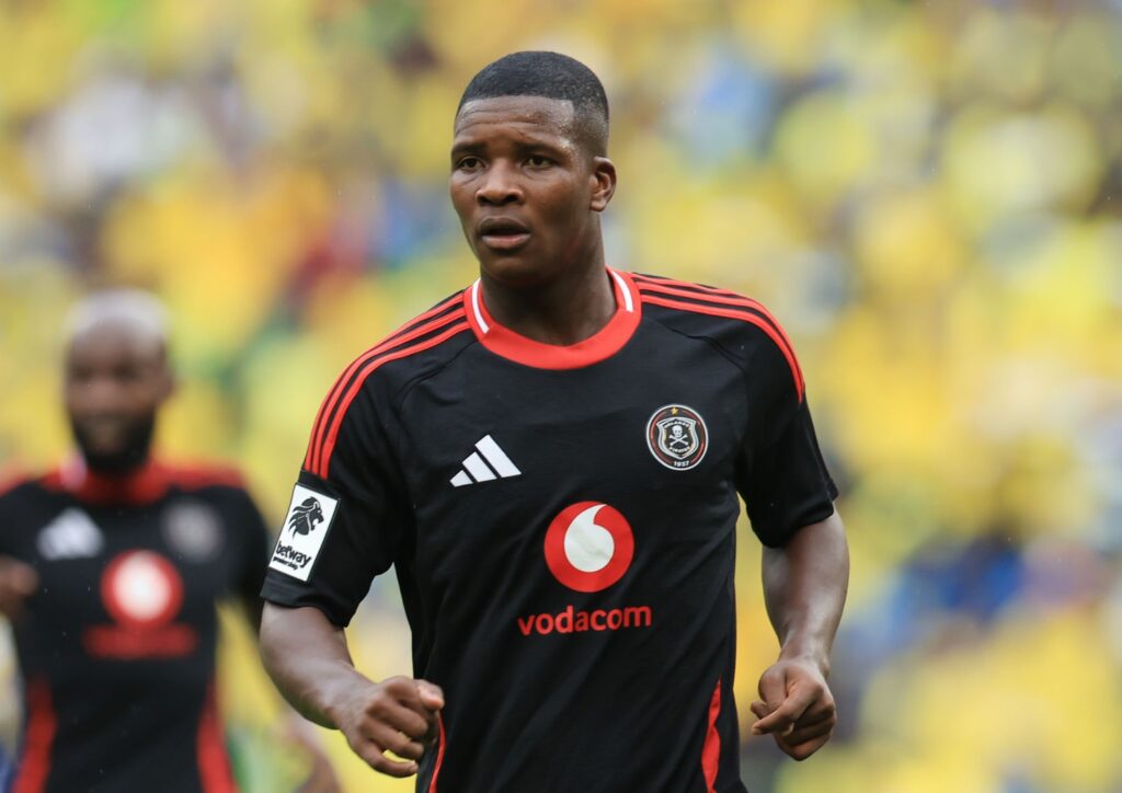 Okwenza uMbekezeli Mbokazi afune ezinye izindodo 