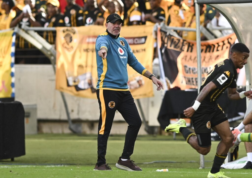 Nasreddine Nabi: Ngizohamba kwiKaizer Chiefs uma…