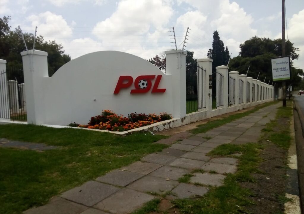 Enye ingwijikhwebu ngolwe-Royal AM i-PSL iphuma nesinqumo