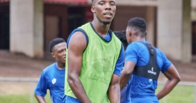 Isililo ebholeni laseMzansi kushona umdlali we-Durban City