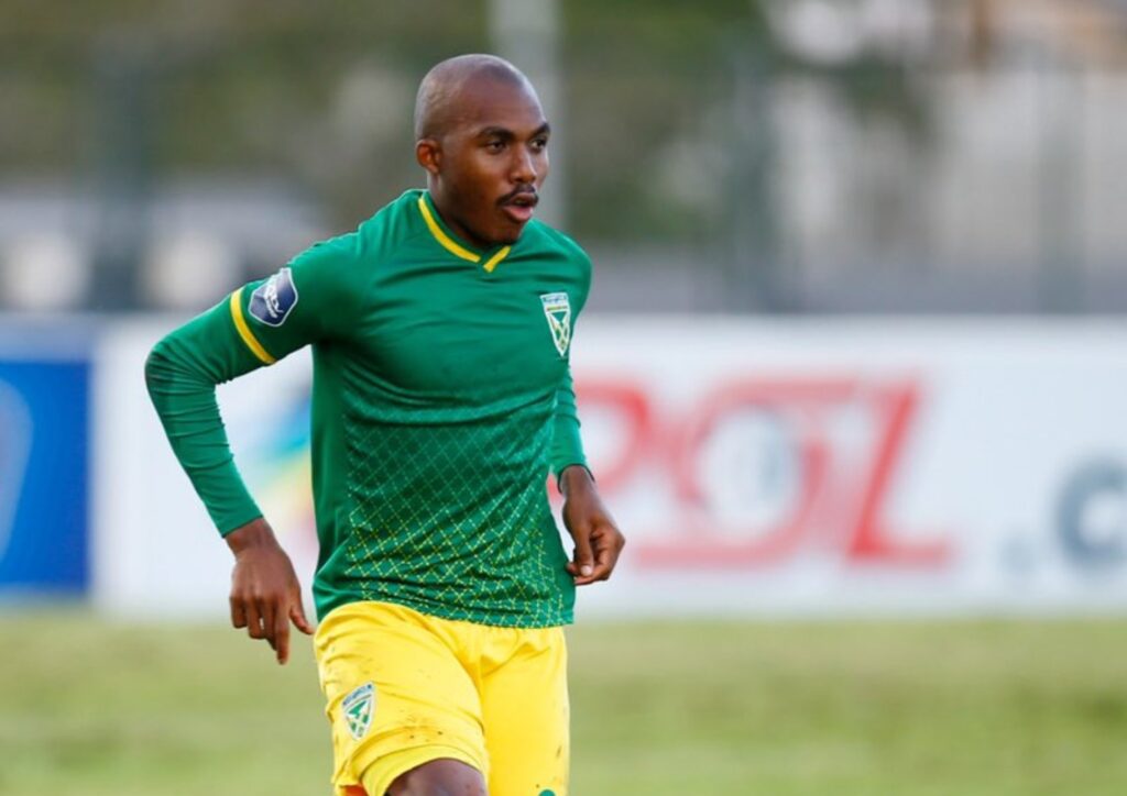 UManqoba Mngqithi uphawula ngabaxoshwe yi-Arrows