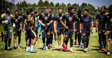 I-Kaizer Chiefs izohlawulisa abadlali ngokubhacaza? 