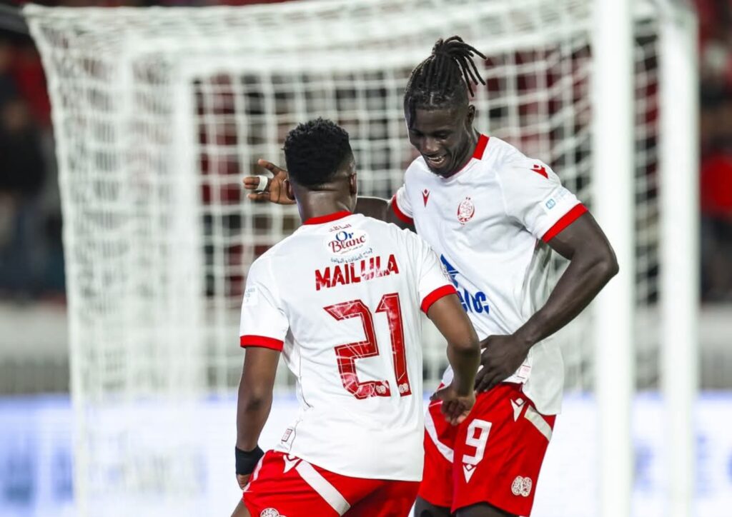 IWydad izoshwebisa iKaizer Chiefs ngoLorch noMailula