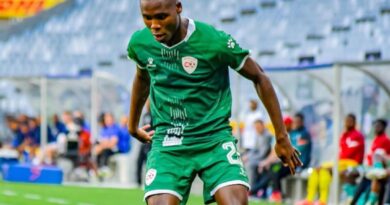ElaseFrance lizoshwebisa i-Orlando Pirates ngesitobha seBafana