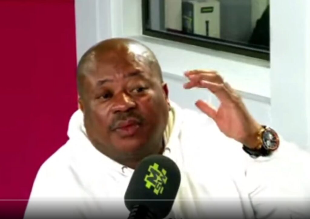 UBobby uchaza indlela entsha yokuhlonza abadlali kwi-Chiefs