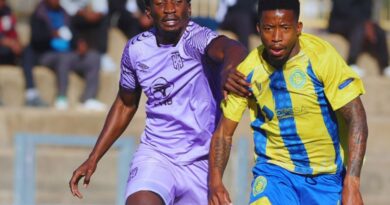 Owe-Casric ucikwe uDe Sa emthuka ngonina 