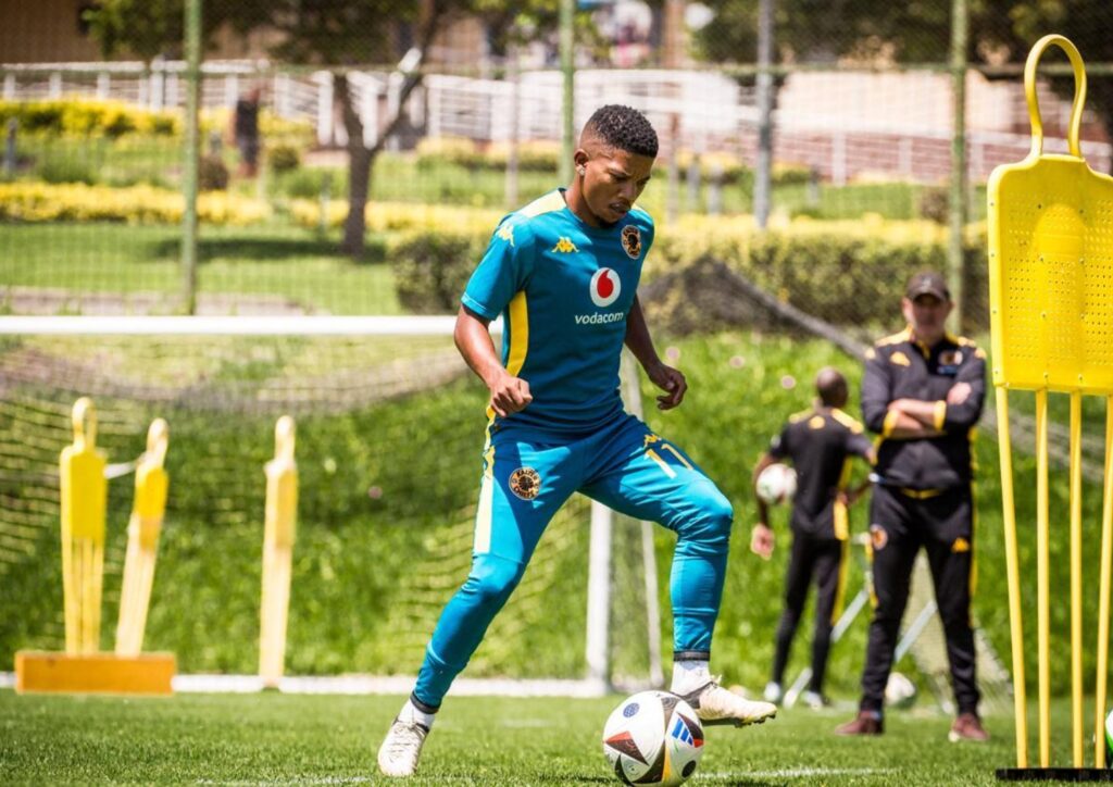 Basebane abasha eqenjini leKaizer Chiefs eliya ekhempini