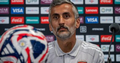 Ngathi isha nesobho ingqwele ewu-Riveiro kwi-Al Ahly
