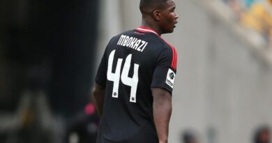 UHugo Broos uveza okumhehe kuMbekezeli Mbokazi 