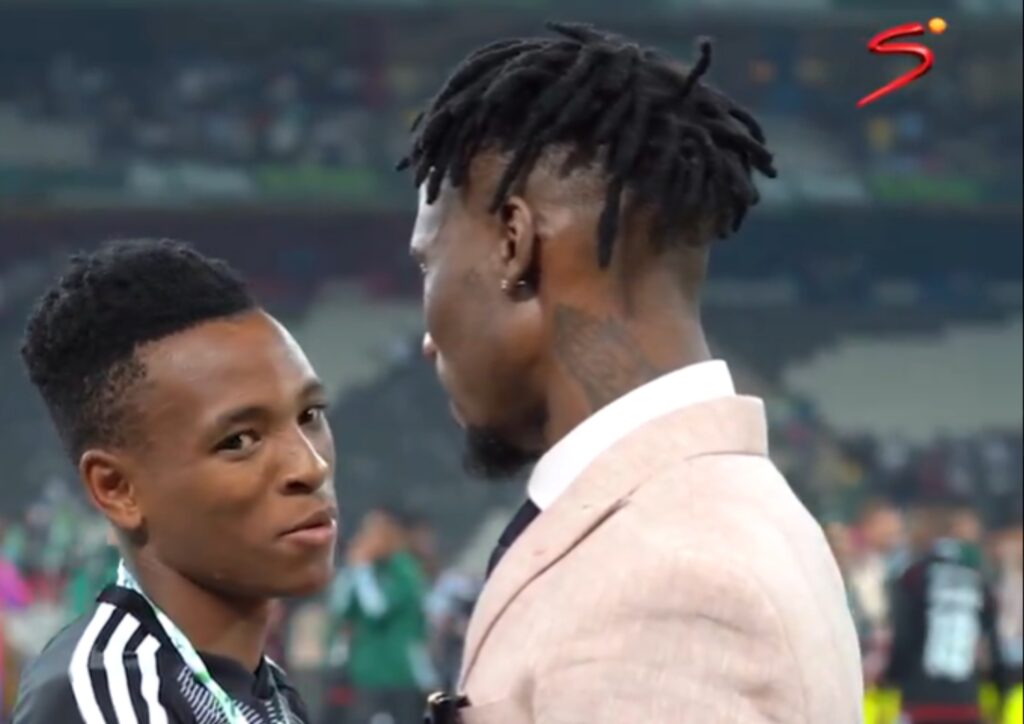 UTeko Modise uveza isifiso sakhe esikhulu ngo-Mofokeng