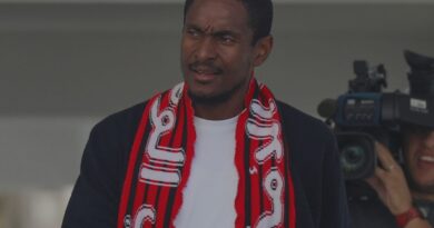 Selithumele abakhongi kuleli eligaqele uRulani Mokwena