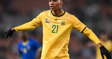 Ubhale wacisha u-Kwayiba ebuzwa nge-Pirates