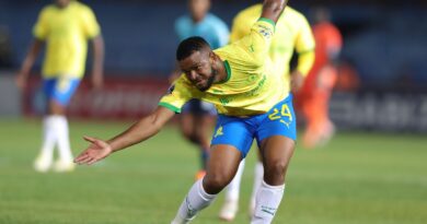 Ingwazi ye-Orlando Pirates iveza ‘ekuhlebele’ u-Sipho Mbule