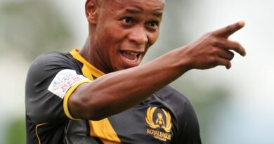 UNgubo ushawodwe umqeqeshi ofune umshana wakhe ucansi