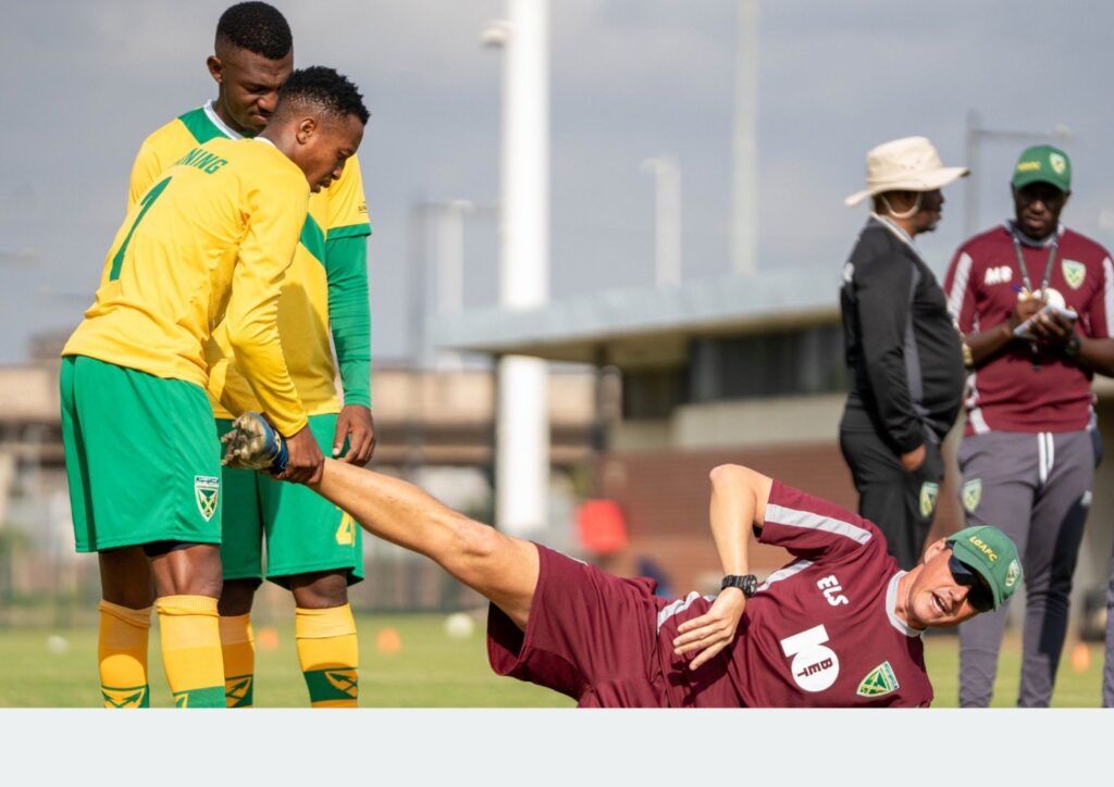 I-Arrows iyaqhubeka nokuxebula umkhoma kwiRoyal AM