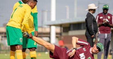 I-Arrows iyaqhubeka nokuxebula umkhoma kwiRoyal AM