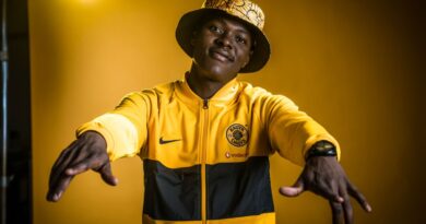 Ezintsha ngekusasa likaZitha Kwinika kwiKaizer Chiefs 