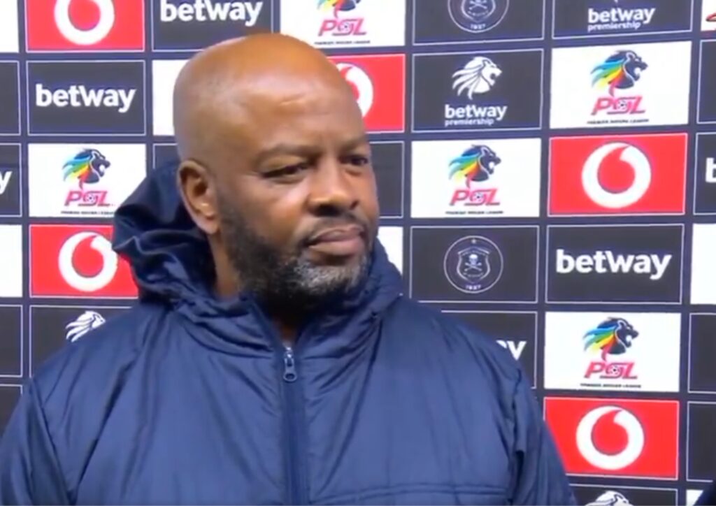 Okwenze u-Mngqithi angagiyi egingqa isiqhwaga esiyiDowns