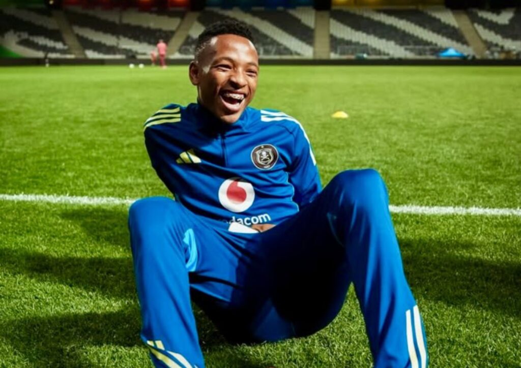 UNcikazi uveza ‘okuhle’ ngePirates ngaphambi kowamanqamu