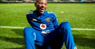 UNcikazi uveza ‘okuhle’ ngePirates ngaphambi kowamanqamu
