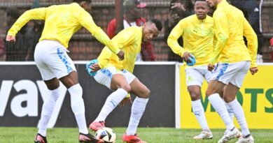 ISundowns isazoqhubeka nokugqilaza - Mngqithi
