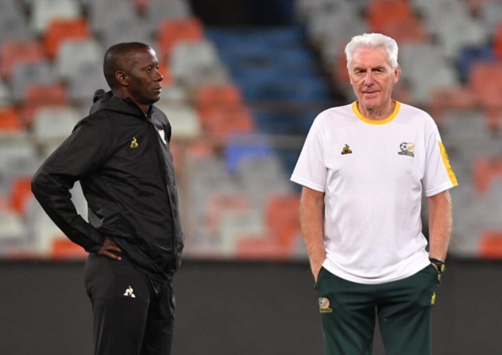 Okwenzea u-Broos agiye iChiefs neDowns bephuma kwiCarling KO
