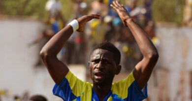 OweLupopo uveza icebo abahuhe ngalo i-Orlando Pirates