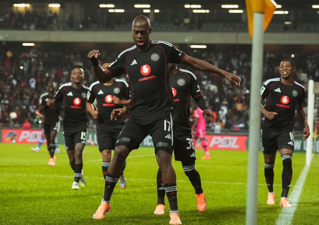 Izimbangi ze-Pirates neChiefs kweyeCaf seziqinisekisiwe
