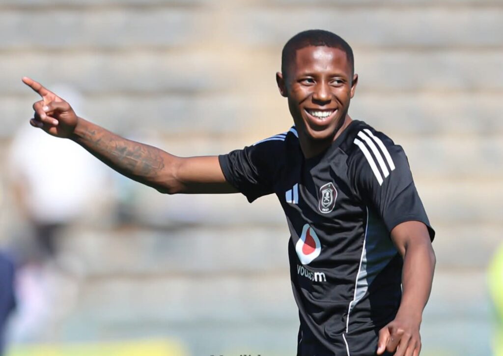 UMoremi uveza usizo aluthola kuMaswanganyi efika kwiPirates