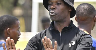 AmaZulu azuzile ngabasha, kuncoma uZwane 