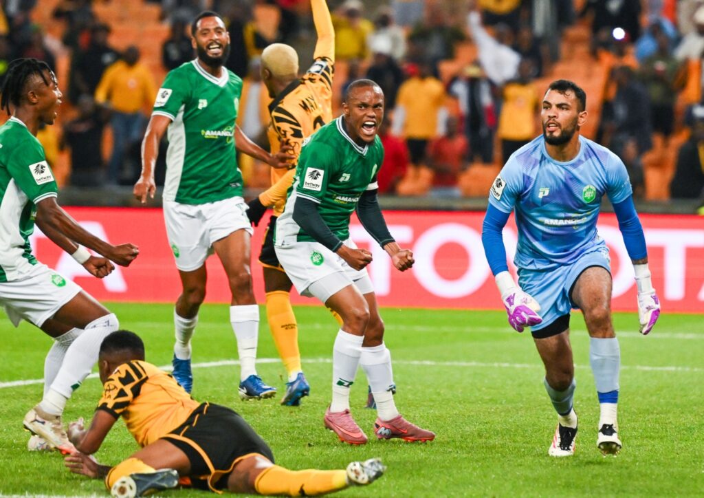 Inkhakha ithipha owoSuthu ukuketula u-Williams kwiBafana