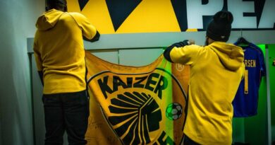 Kununuselwa i-Chiefs ngozakhele igama kwiStellies 