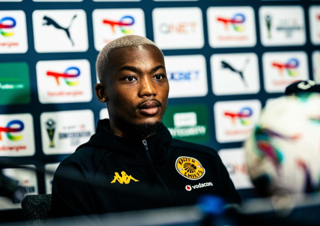 UKhanyisa Mayo uveza okuzodingwa yiChiefs koweZamalek