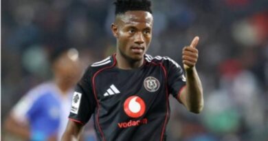 U-Broos uqoke isikwati seBafana, uchaza ekaLorch