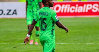 U-Ndlondlo udalula okubhekwe kuye kwiGallants