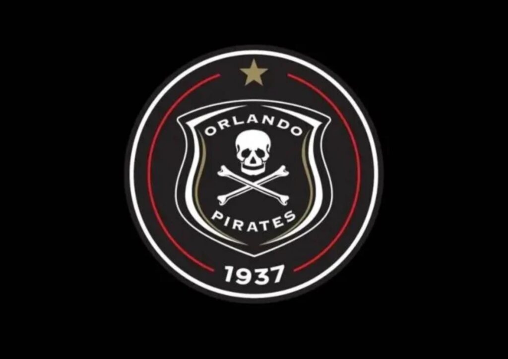 Seyengeze abanye ababili i-Orlando Pirates iqinisa iqembu