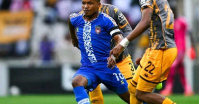 USiphesihle Maduna uveza okuvuselele ibhola lakhe kwiGalaxy