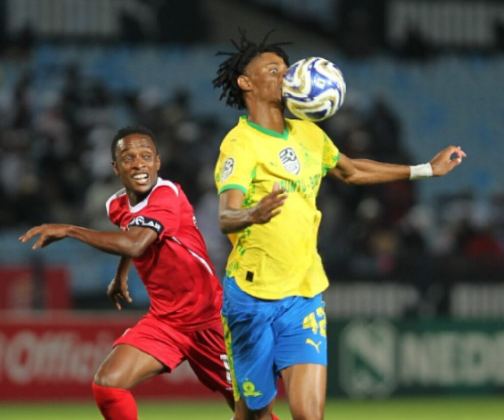 Okwenza uCardoso ameseke u-Khoza 'obahlinzele ezibini'