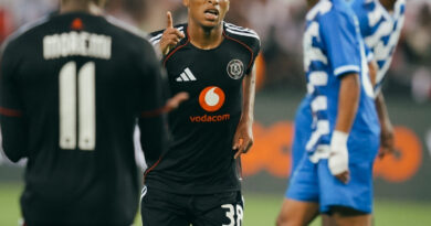 URele Mofokeng uveza okubasizayo e-Orlando Amstel Arena