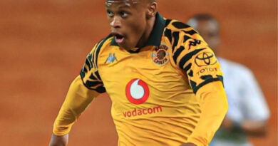 Kubuye uShabalala, u-Velebayi udalula ubuthakathaka kwiChiefs